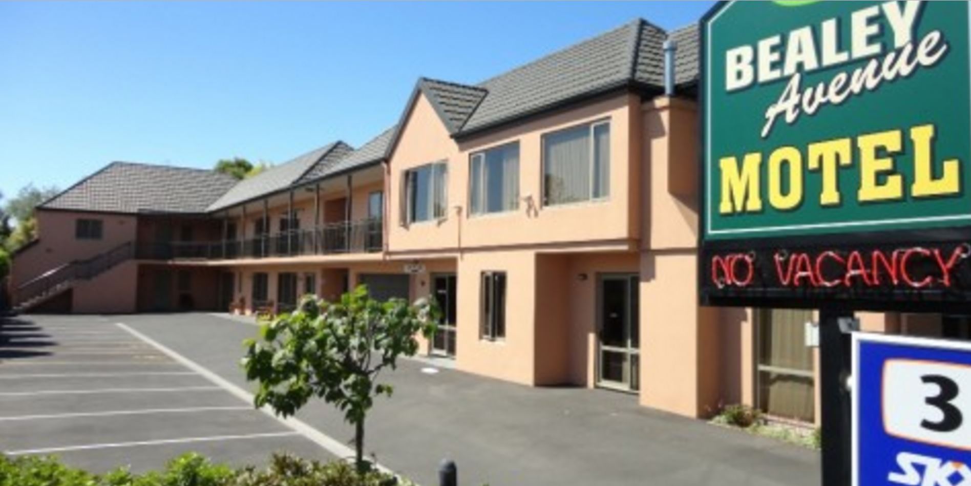 Bealey Avenue Motel