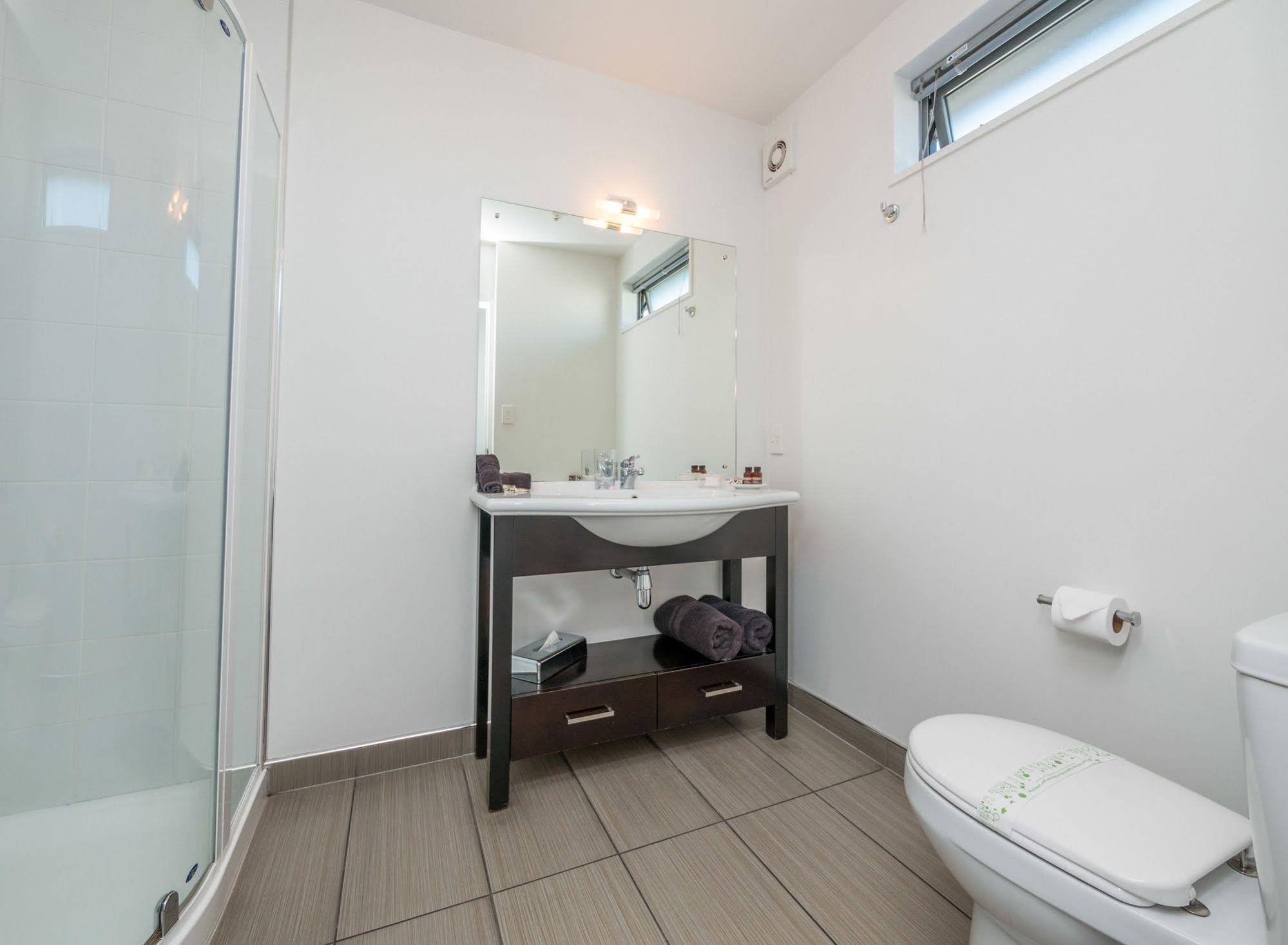 Bellagio Motel Suites