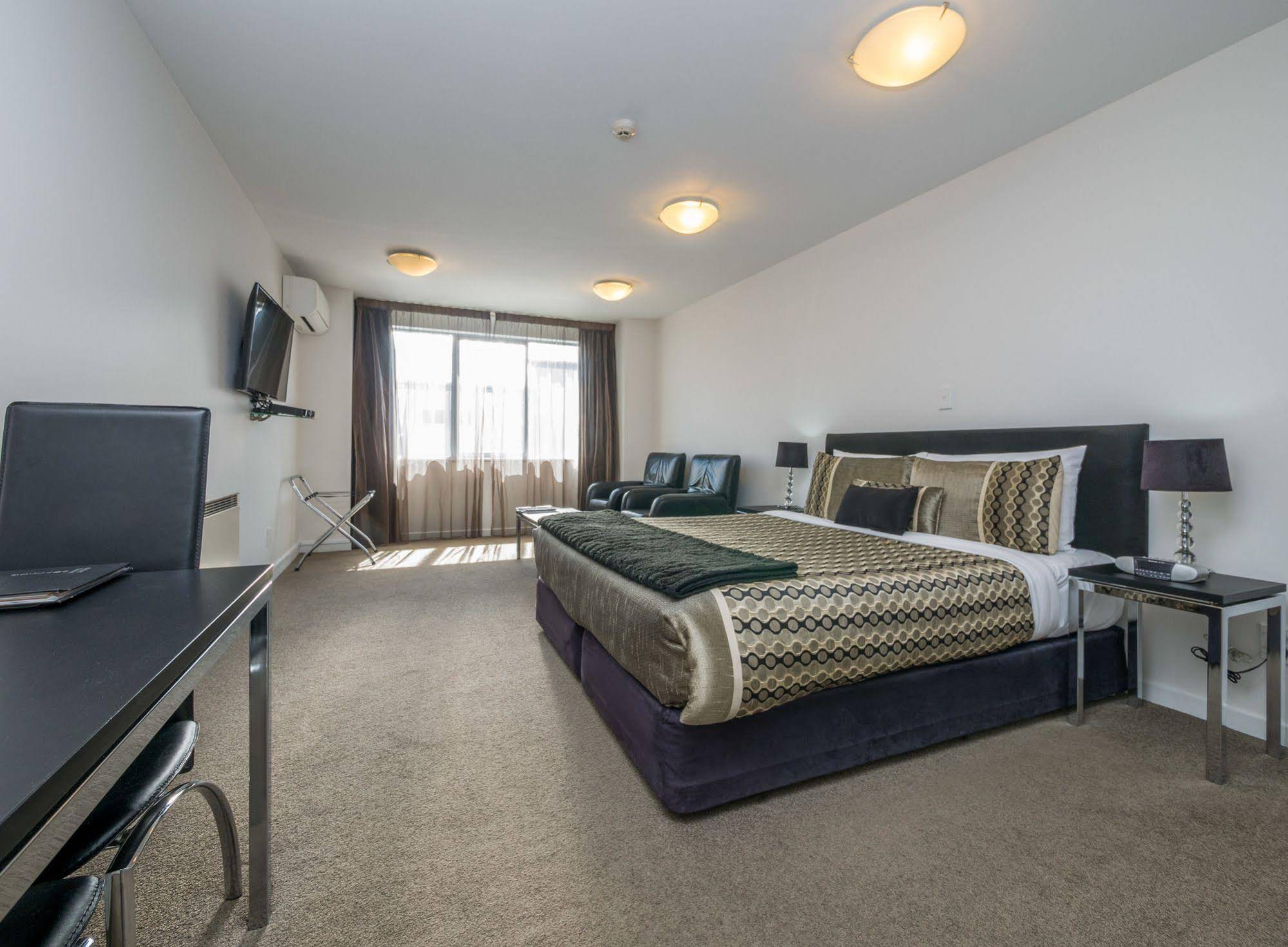 Bellagio Motel Suites