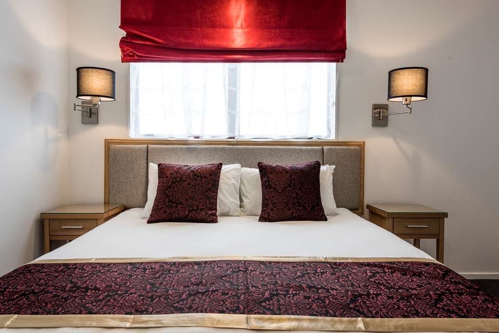 Fino Hotel & Suites