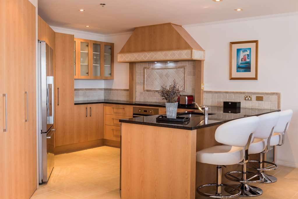 Fino Hotel & Suites