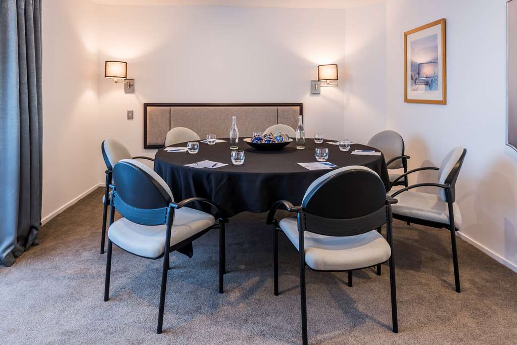 Fino Hotel & Suites