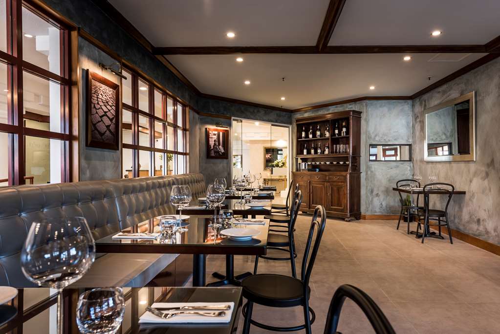 Fino Hotel & Suites