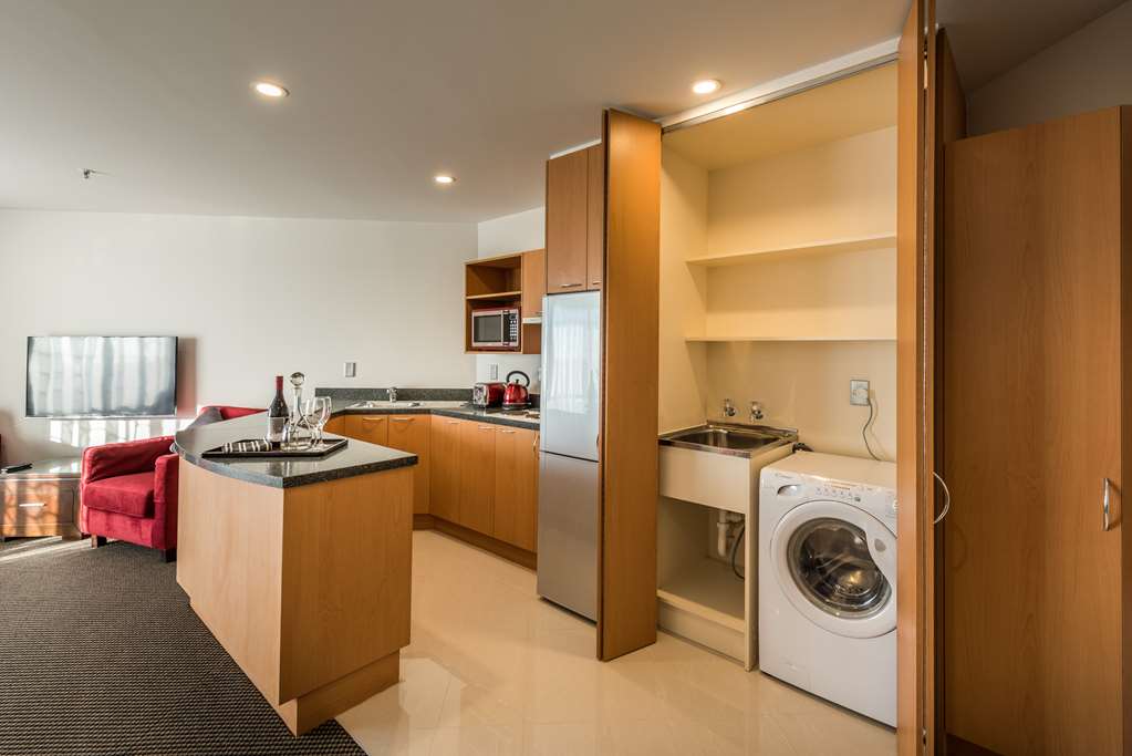 Fino Hotel & Suites