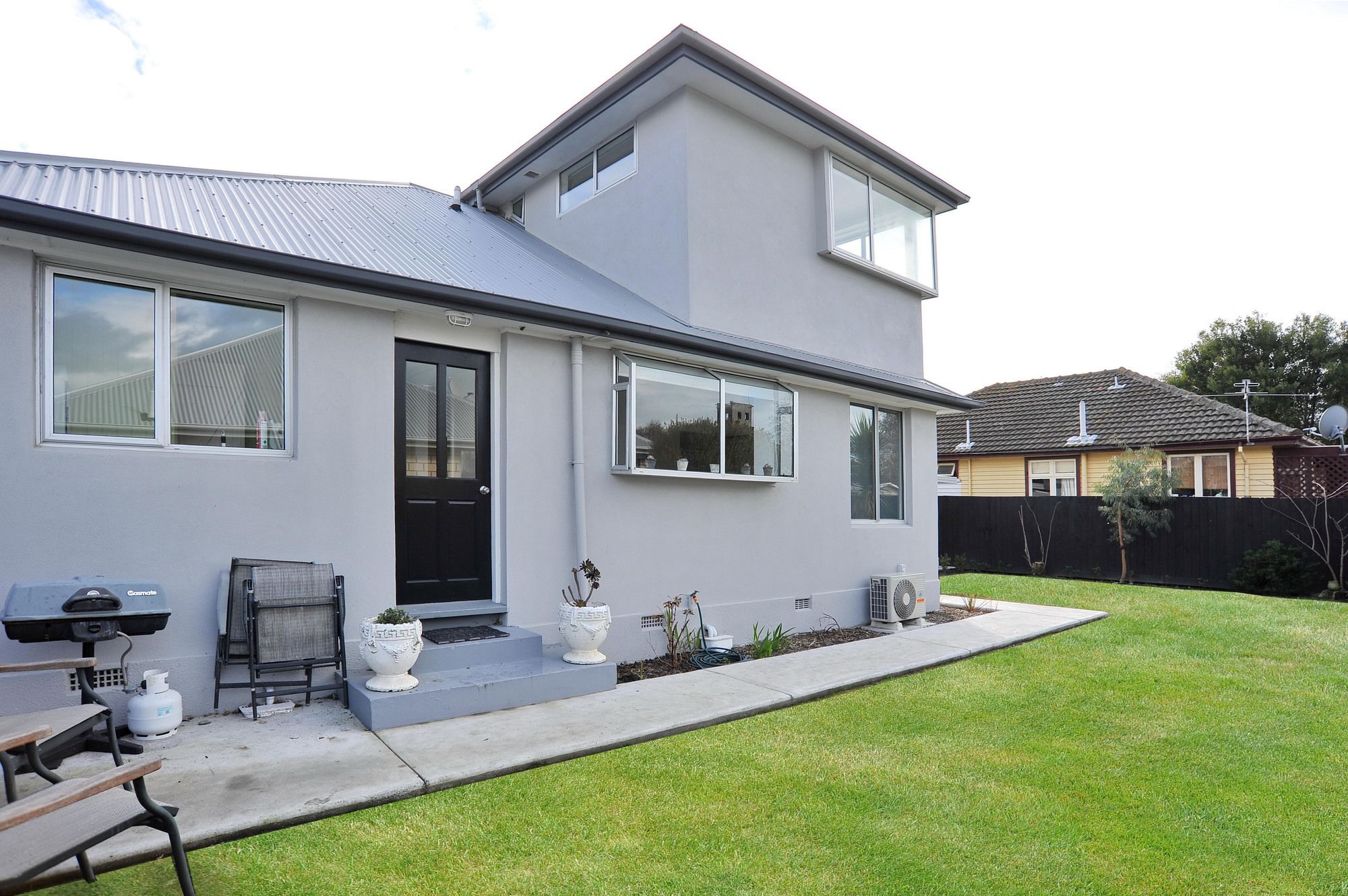 Charlesworth Villa - Christchurch Holiday Homes