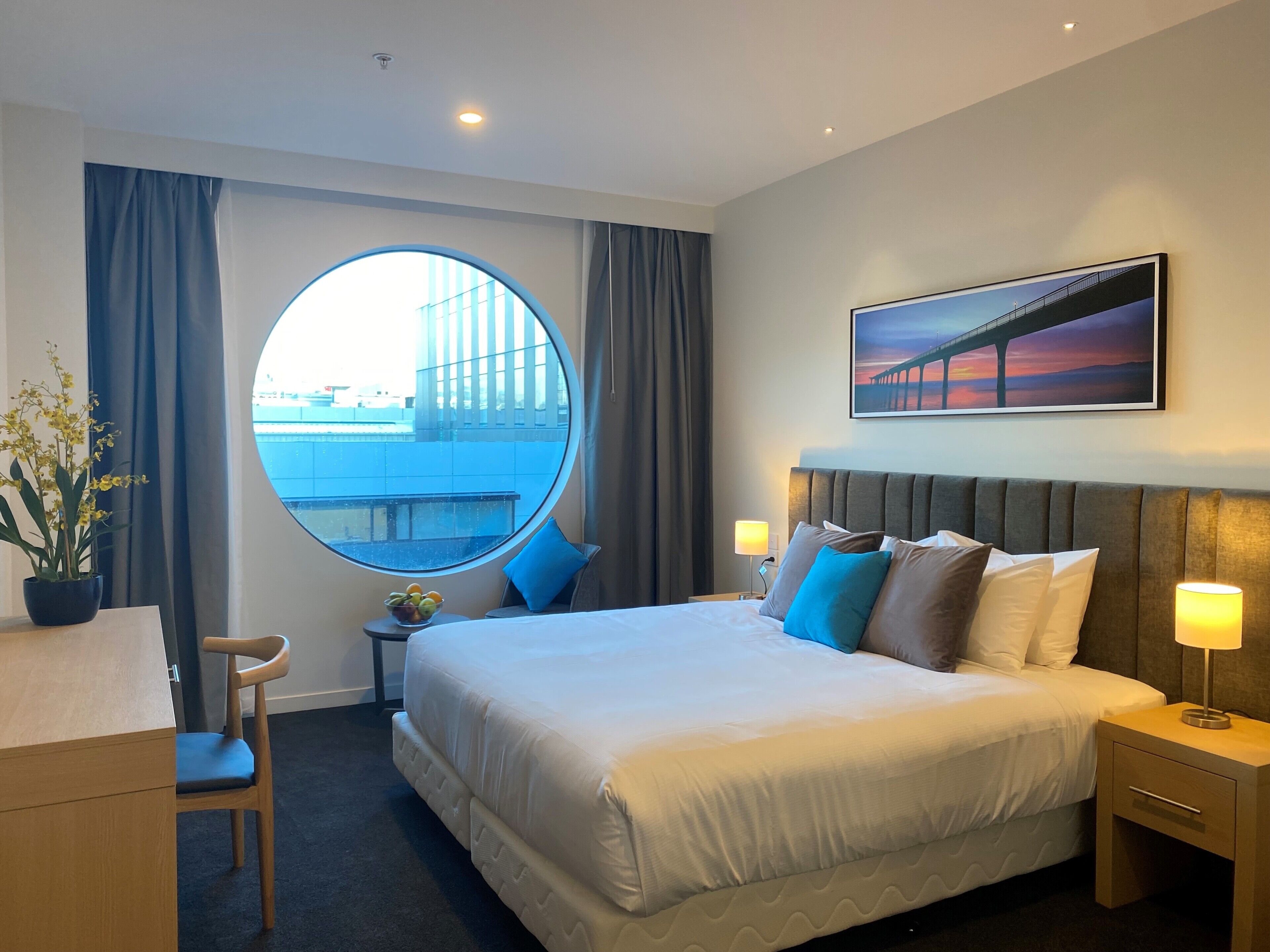 Christchurch City Hotel