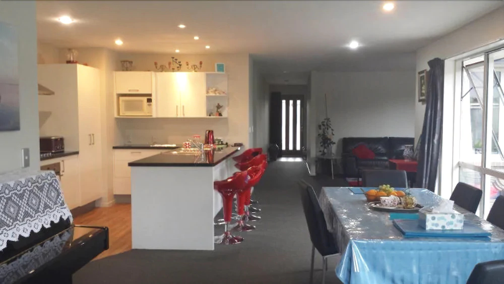 Delamain Holiday House And B&B