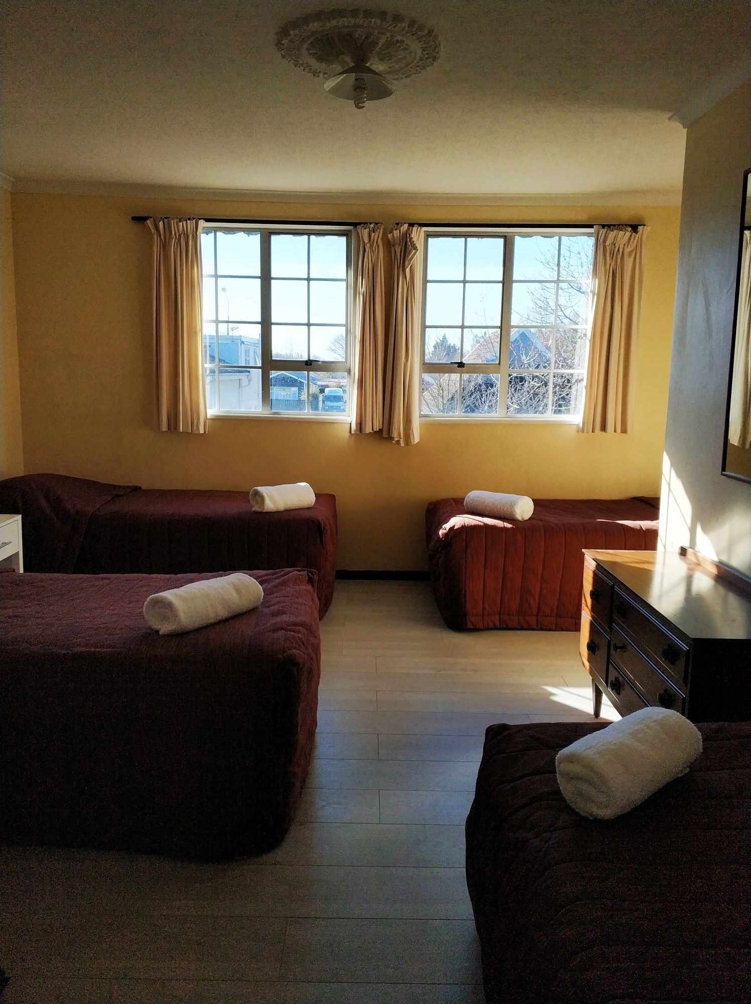 Ferry Motel