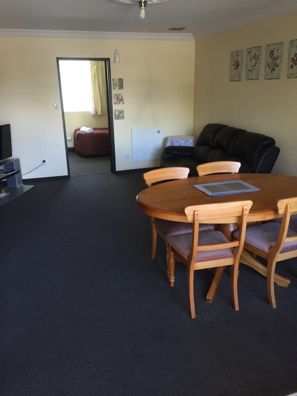 Ferry Motel