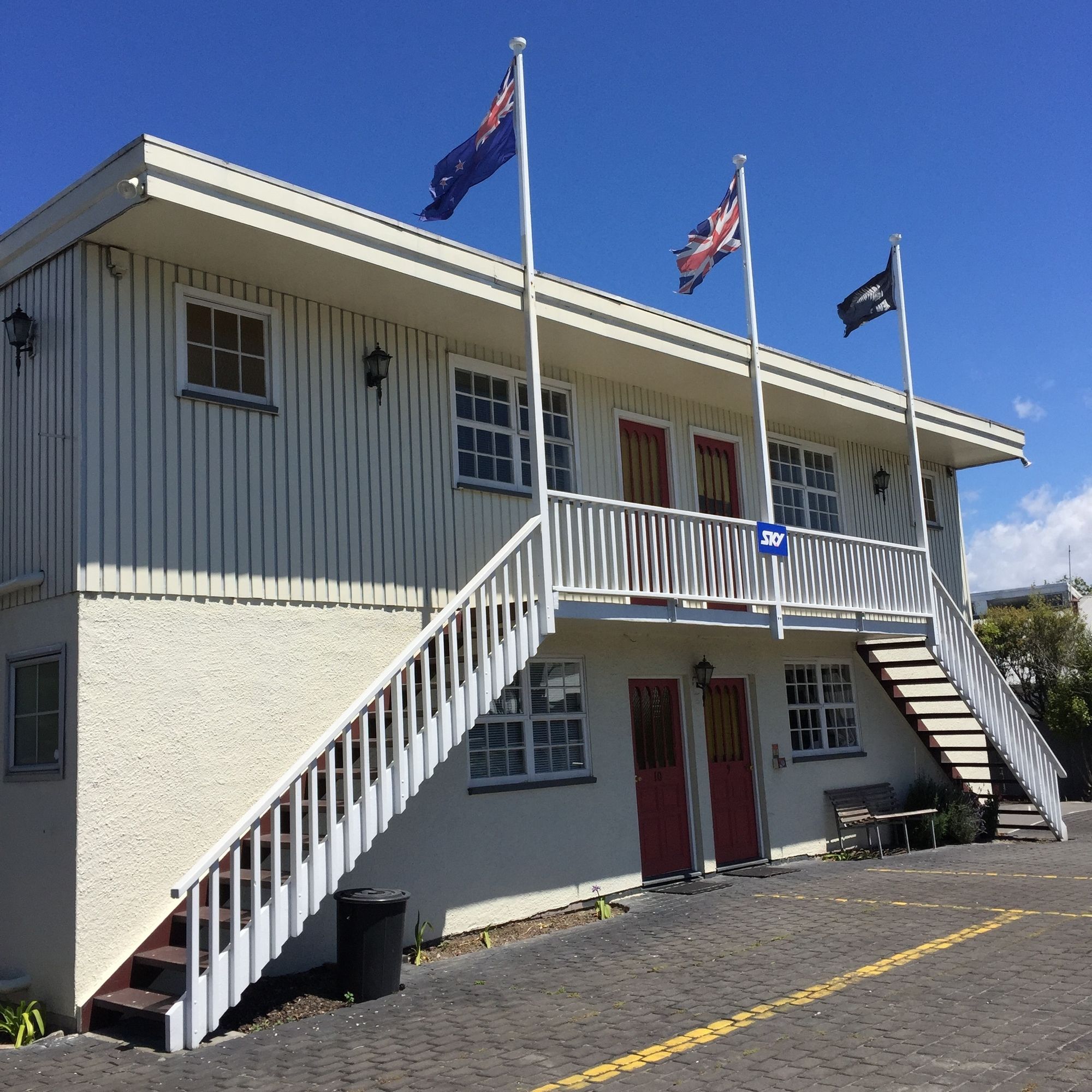 Ferry Motel