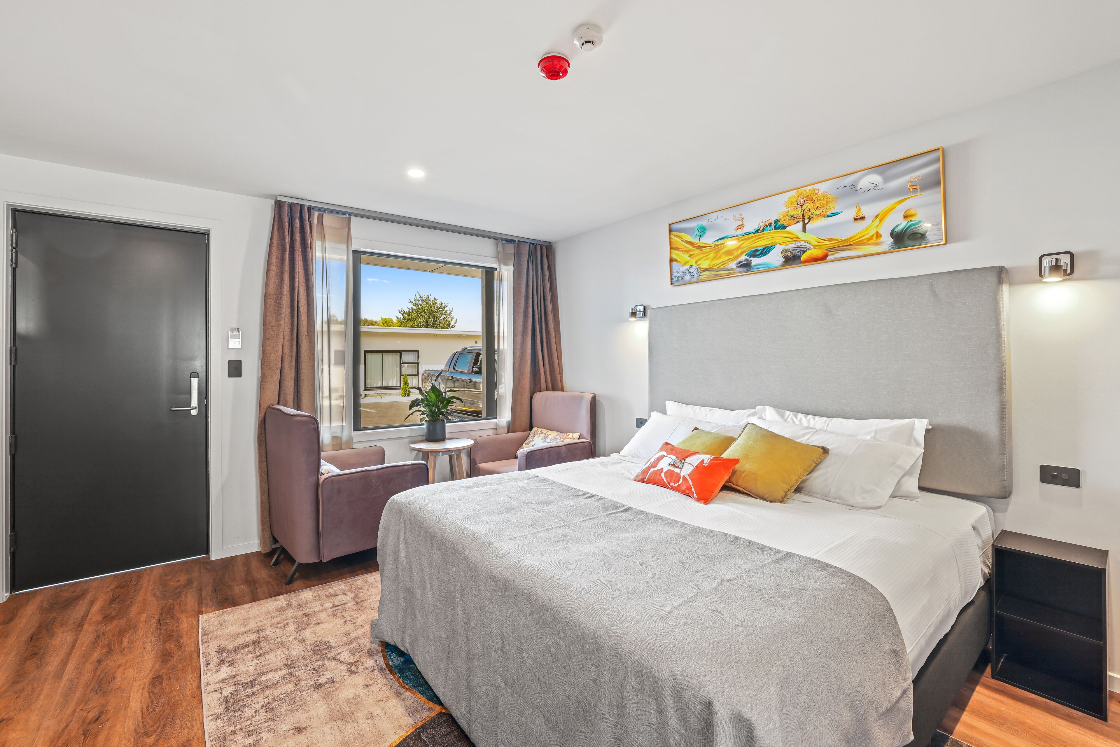 Golden Hotel