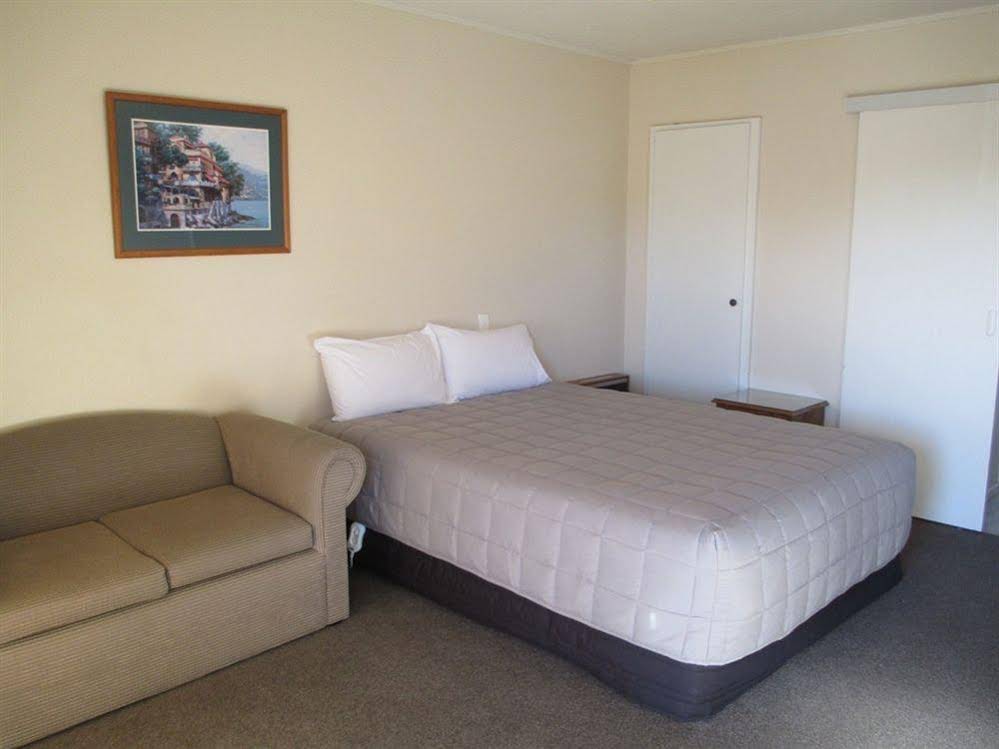 Merivale Court Motel