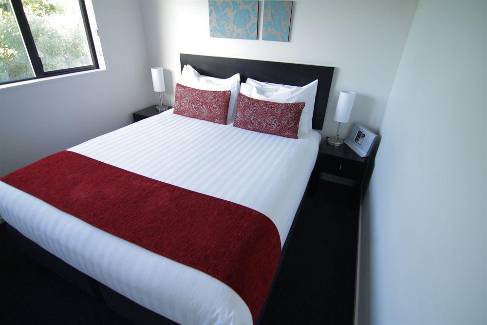 Metropolitan Executive Motel Apartments