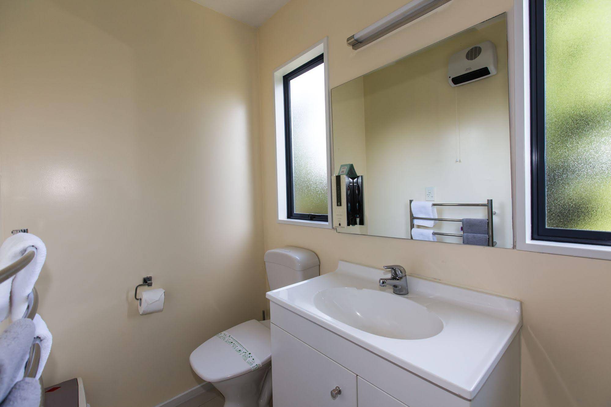 Riccarton Mall Motel