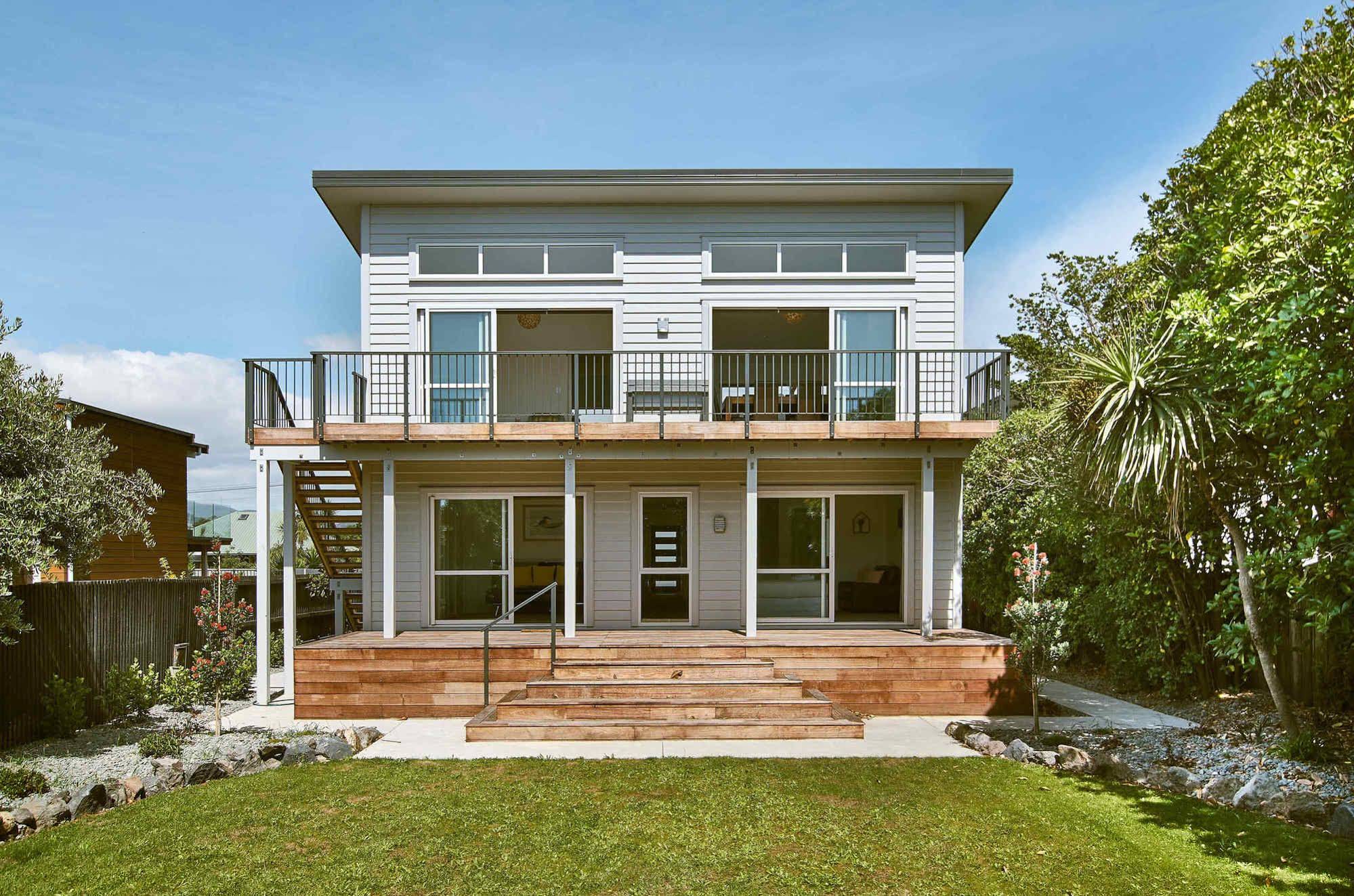 Rocking Horse Villa - Southshore