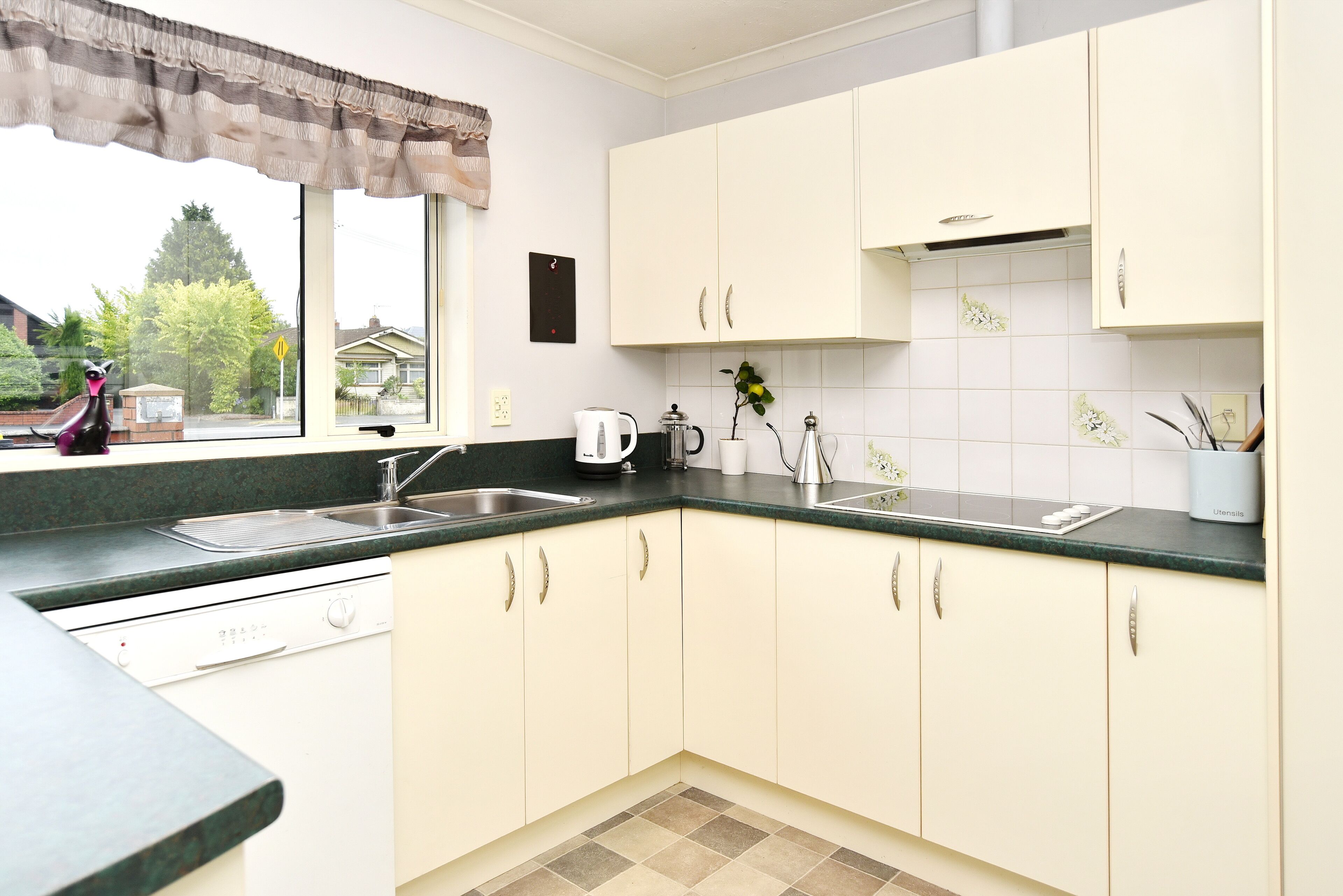 Russley Hideaway Chc Holiday Homes