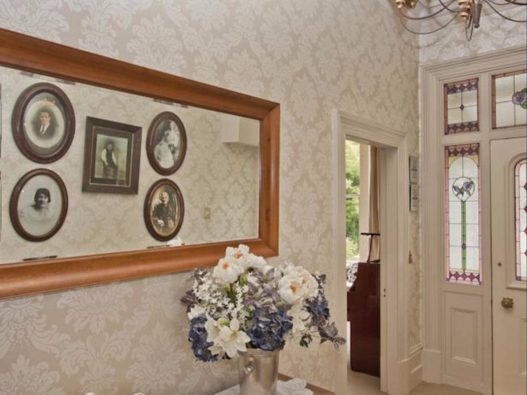 The Lilac Rose Boutique B&b