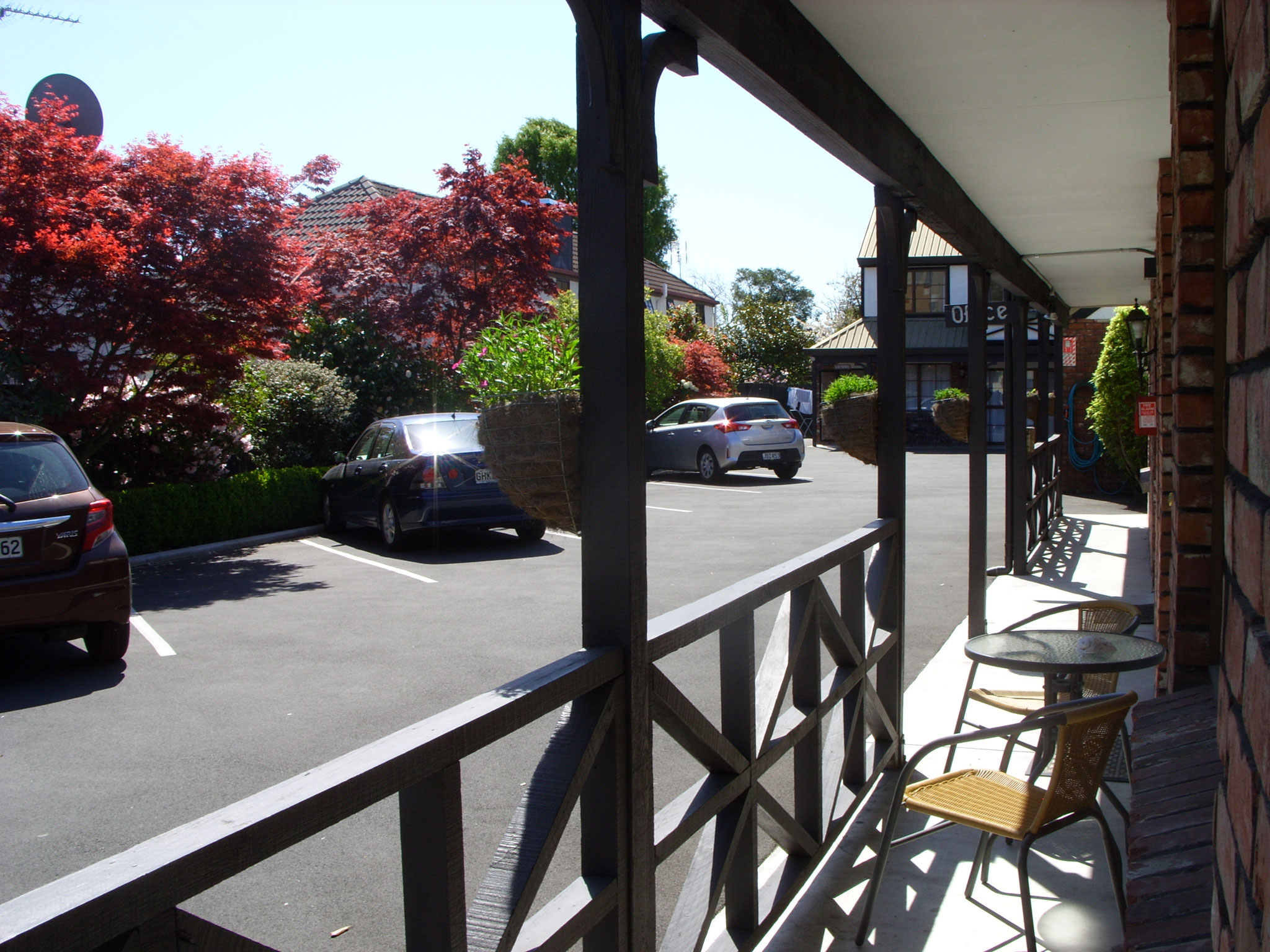 Tudor Court Motel
