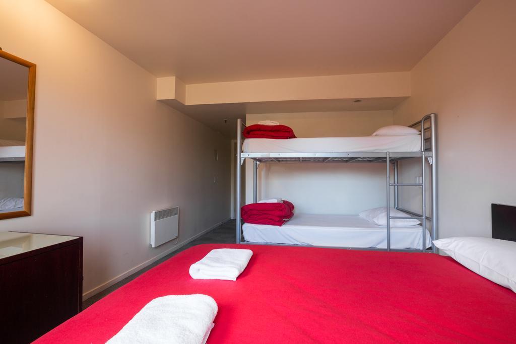 Hotel Give