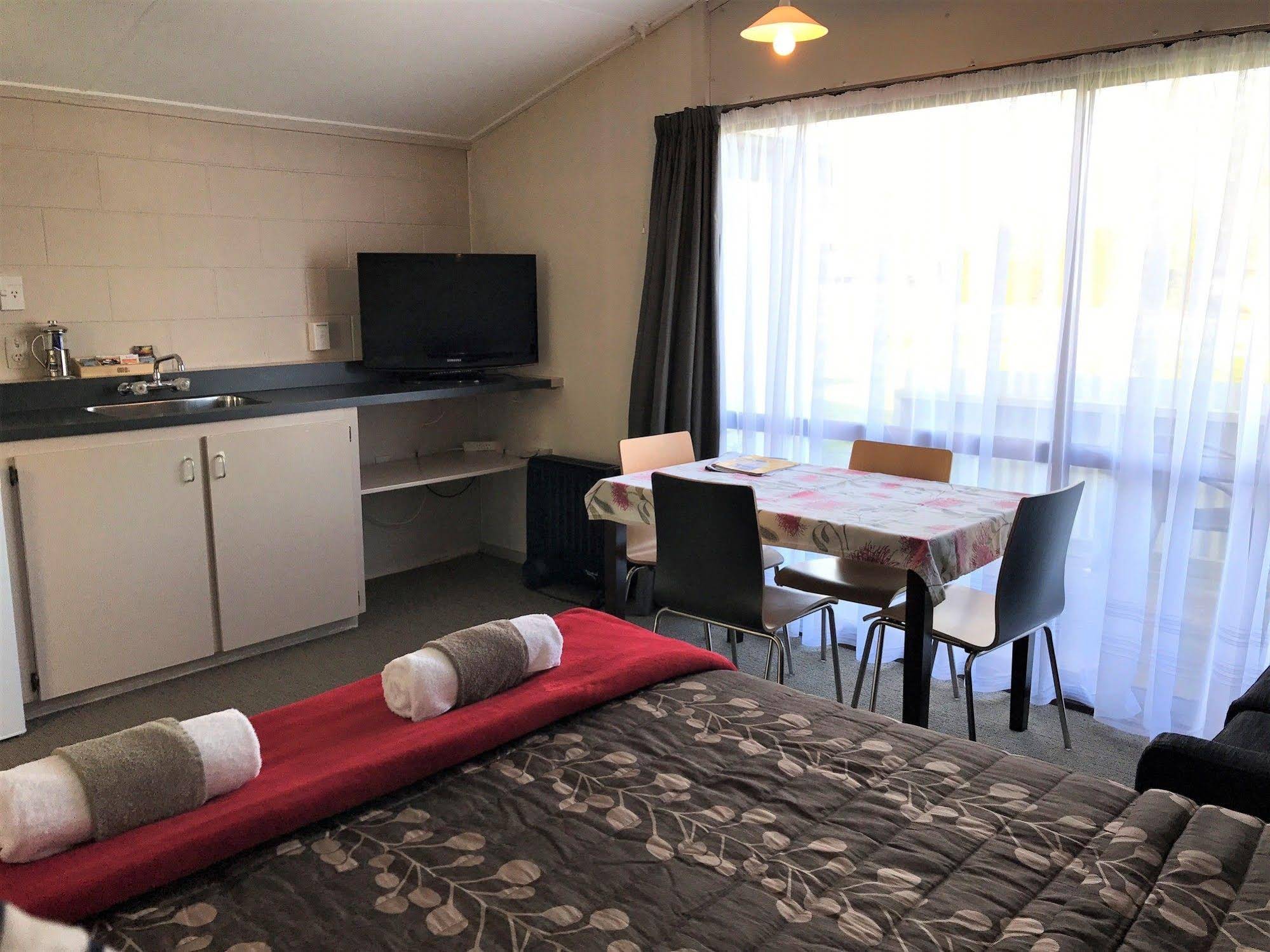 Anderson Park Motel