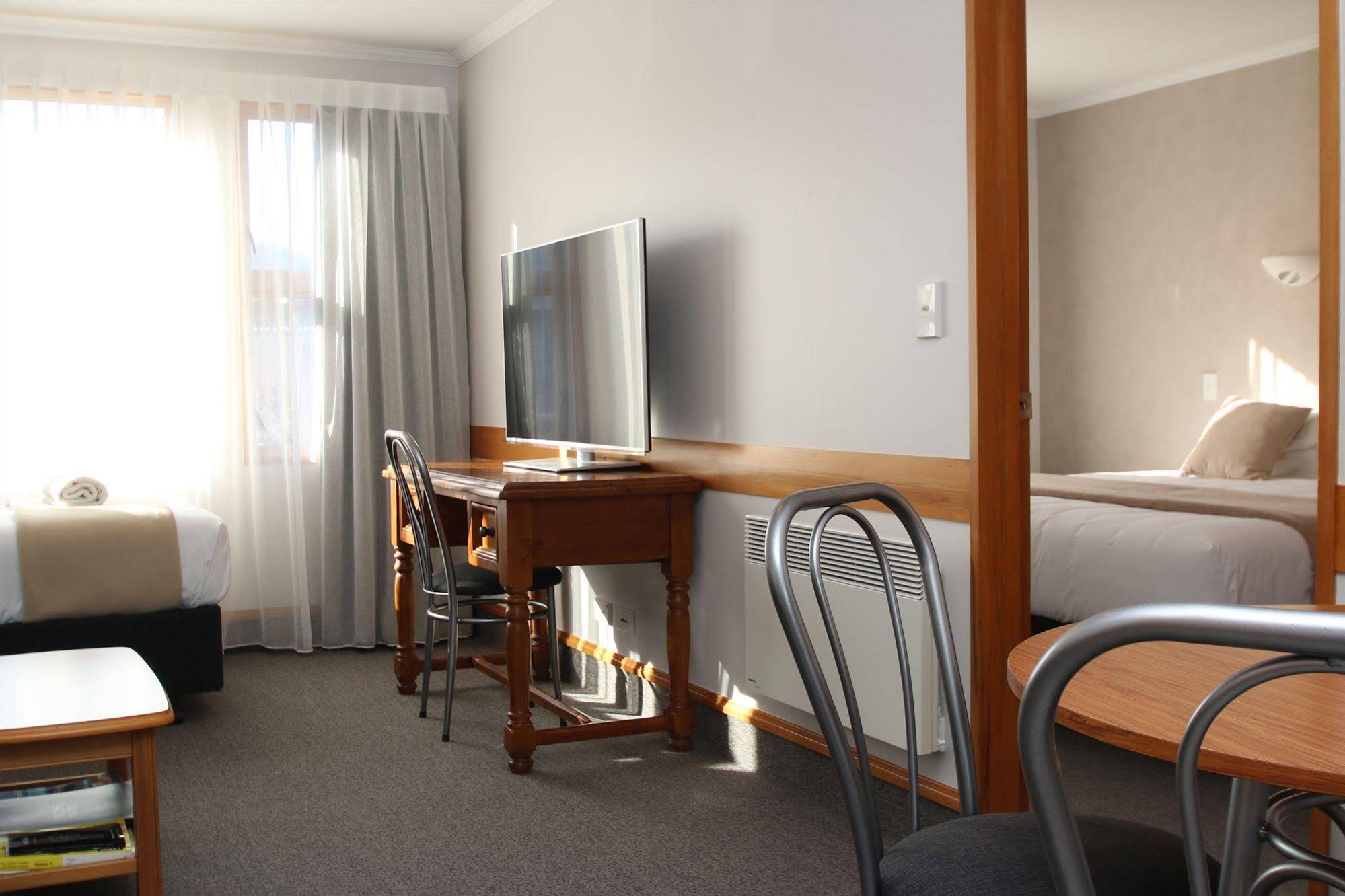 Amross Motel