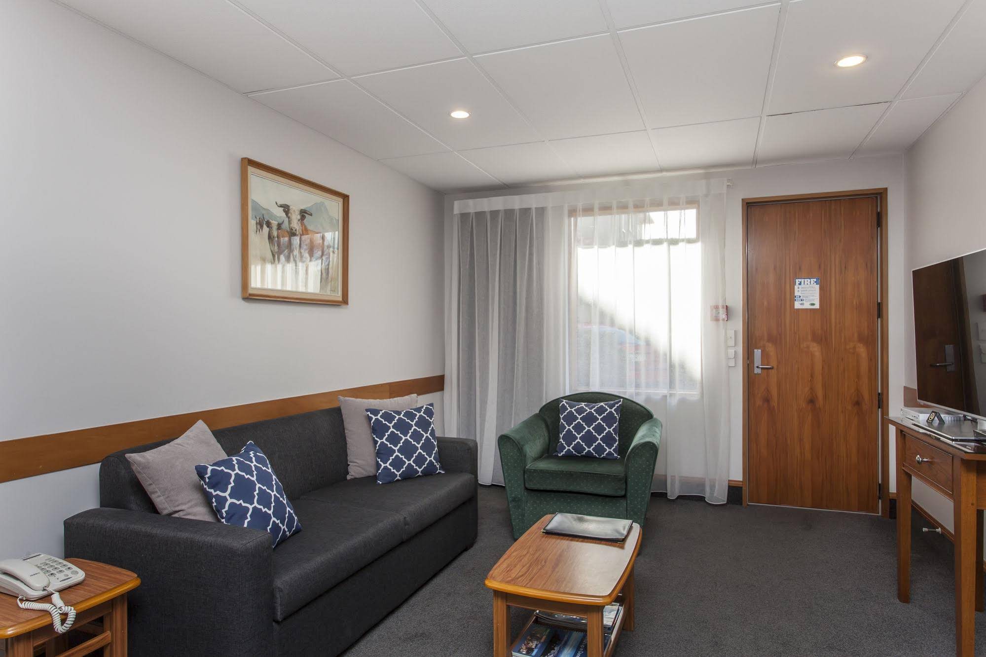Amross Motel