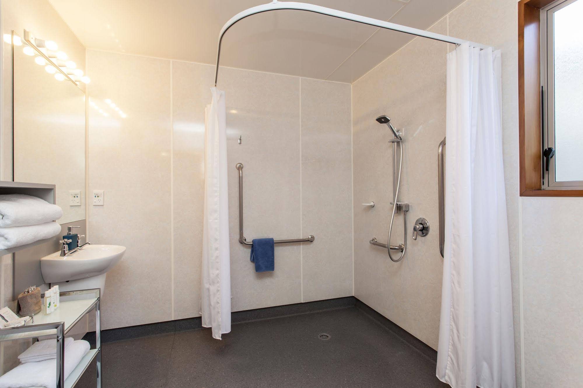 Amross Motel