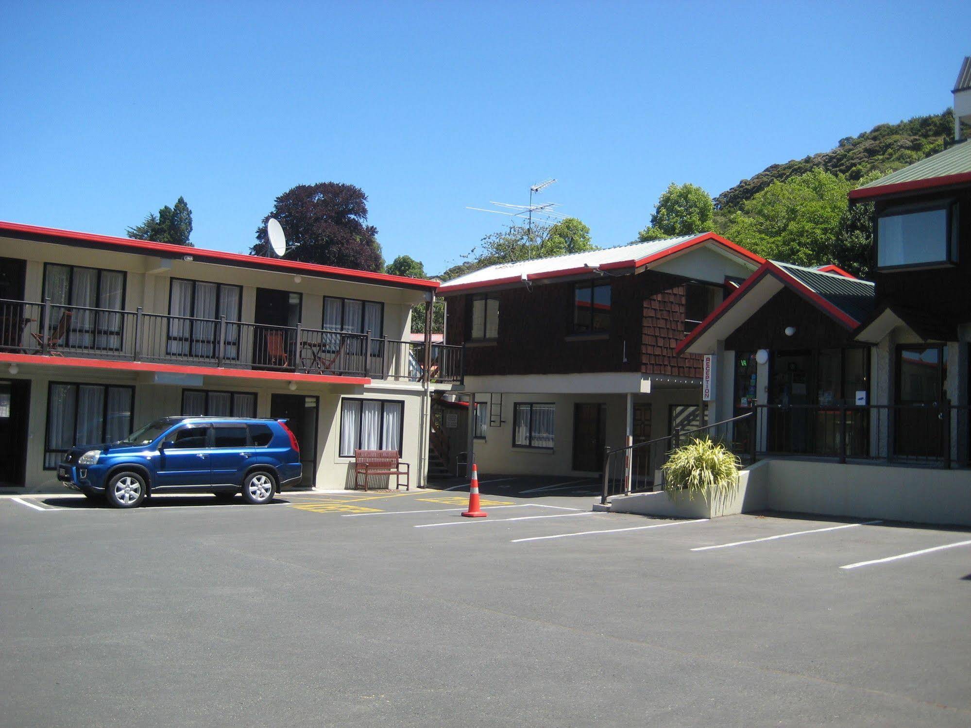 Asure 755 Regal Court Motel