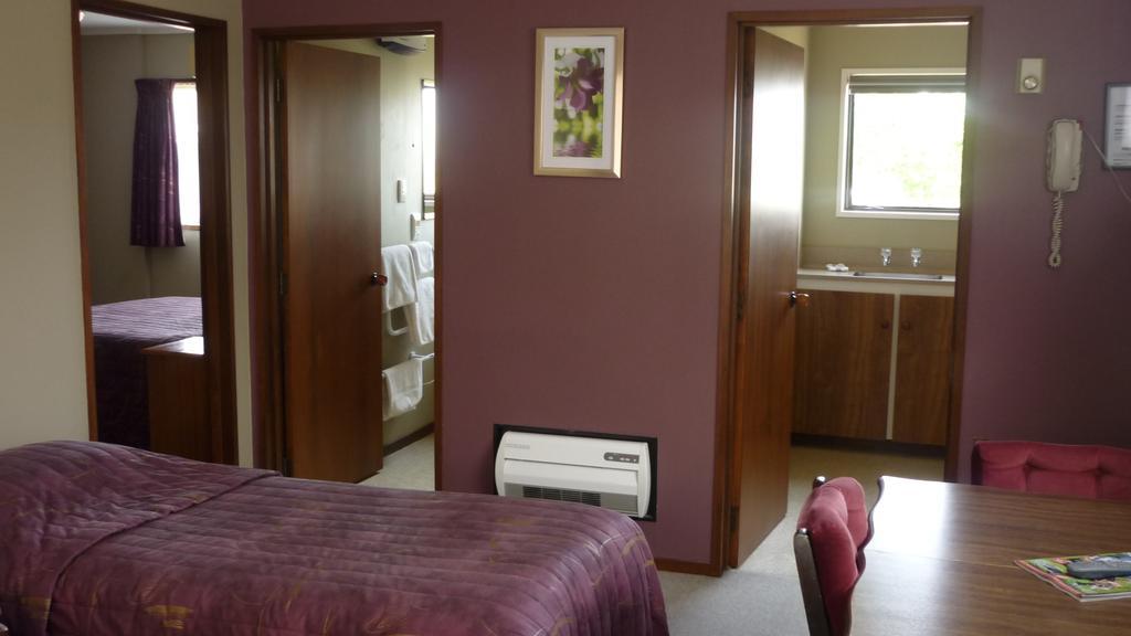 Carisbrook Motel