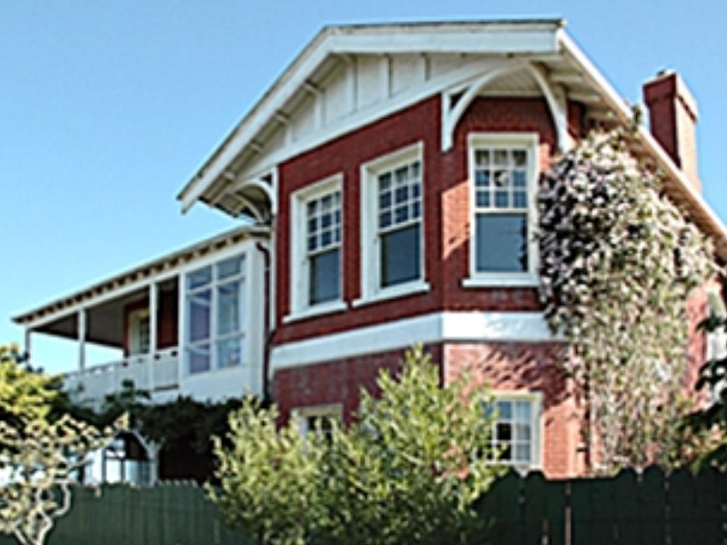 Glendinning House
