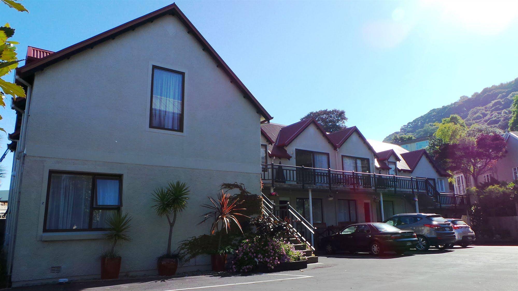 Owens Motel