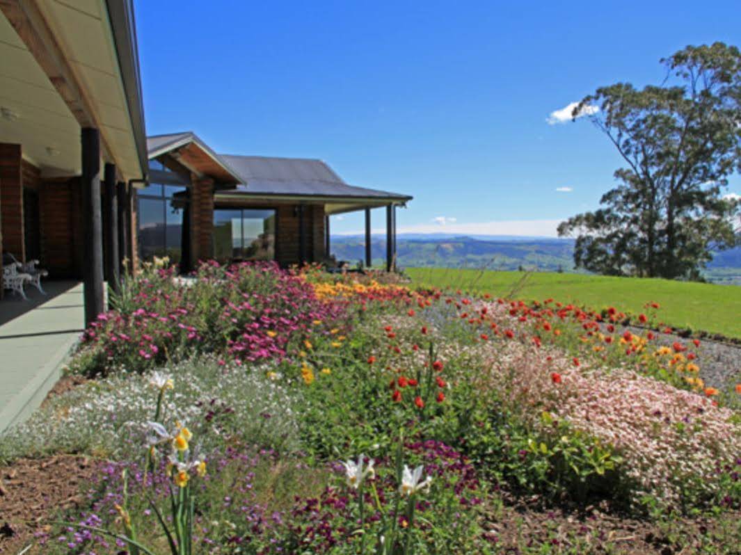 Saddle Hill Lodge