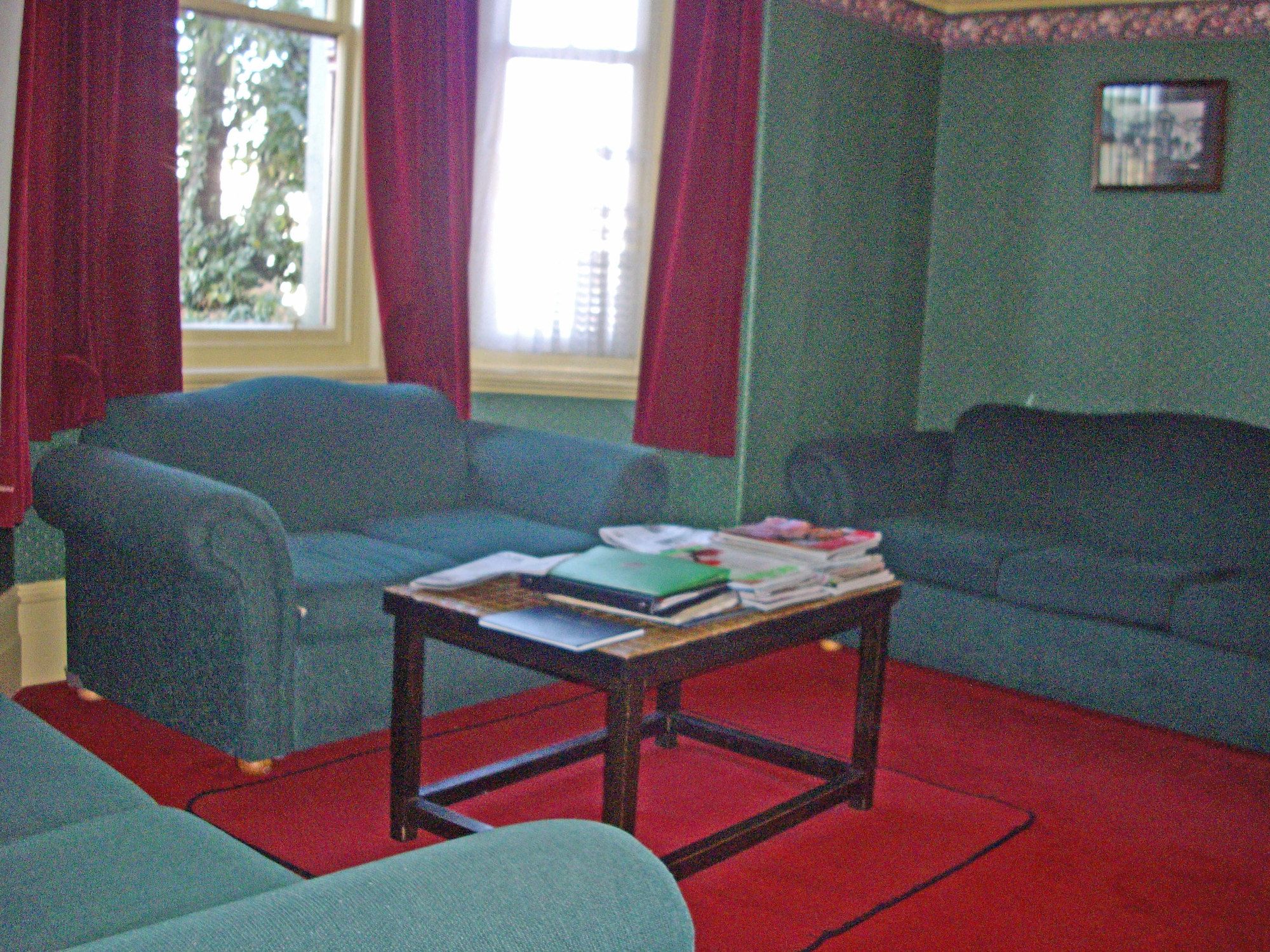 Sahara Guesthouse, Motel & Deluxe Studios