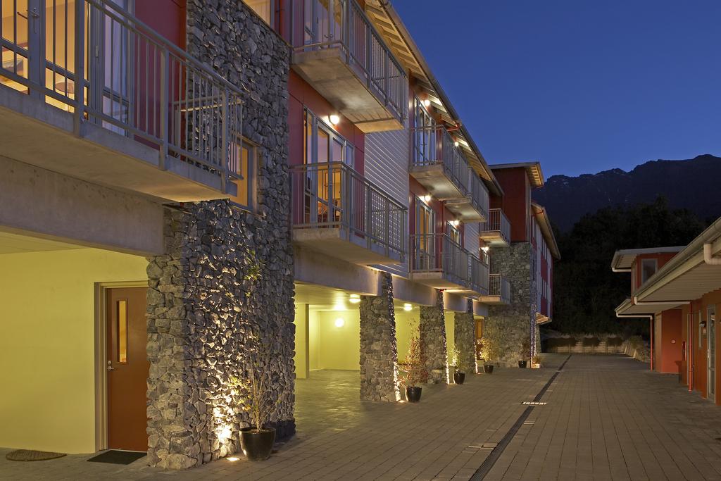 Distinction Fox Glacier Te Weheka Hotel
