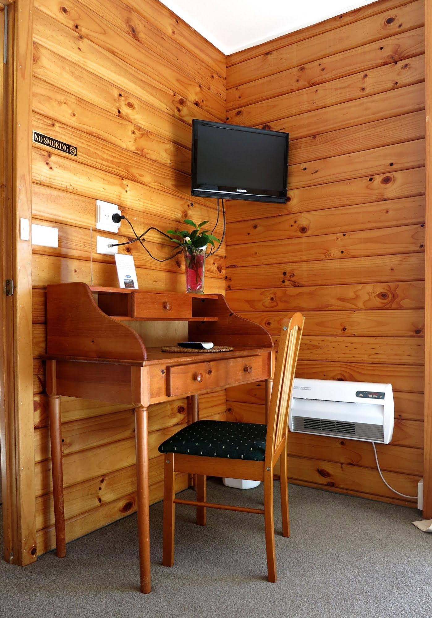 Fox Glacier Lodge