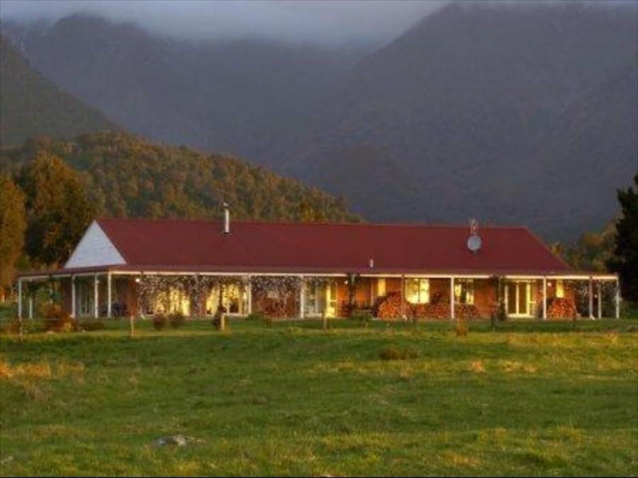 Misty Peaks Boutique Accommodation