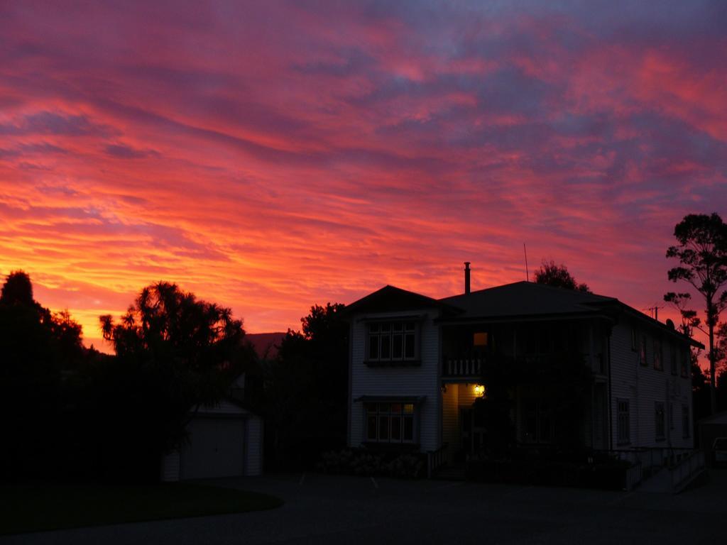 Holly Homestead B&B