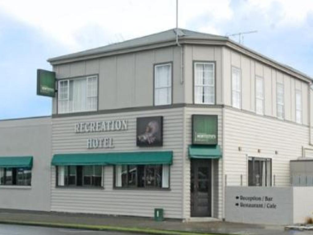Recreation Hotel