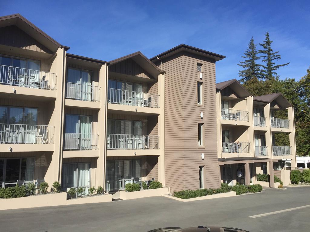 Clear Ridge Apartments