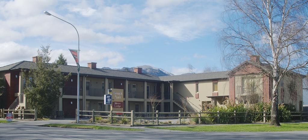 Tussock Peak Motor Lodge