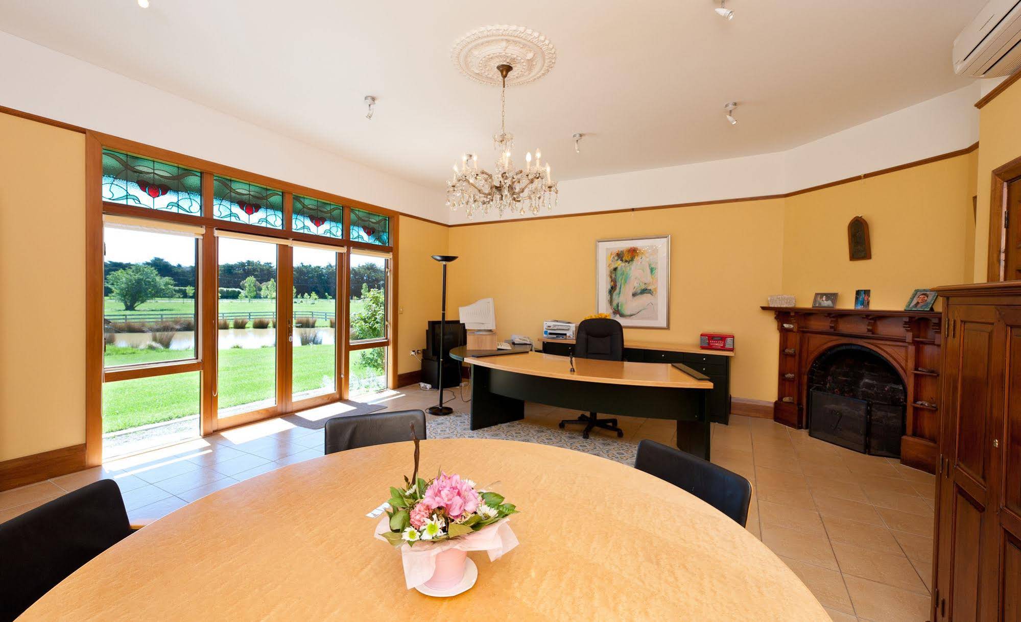 Woodgrove Homestead Luxury B&B