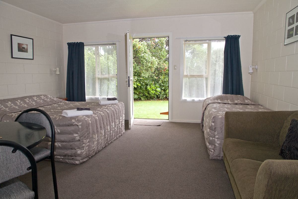 252 Beachside Motels & Holiday Park
