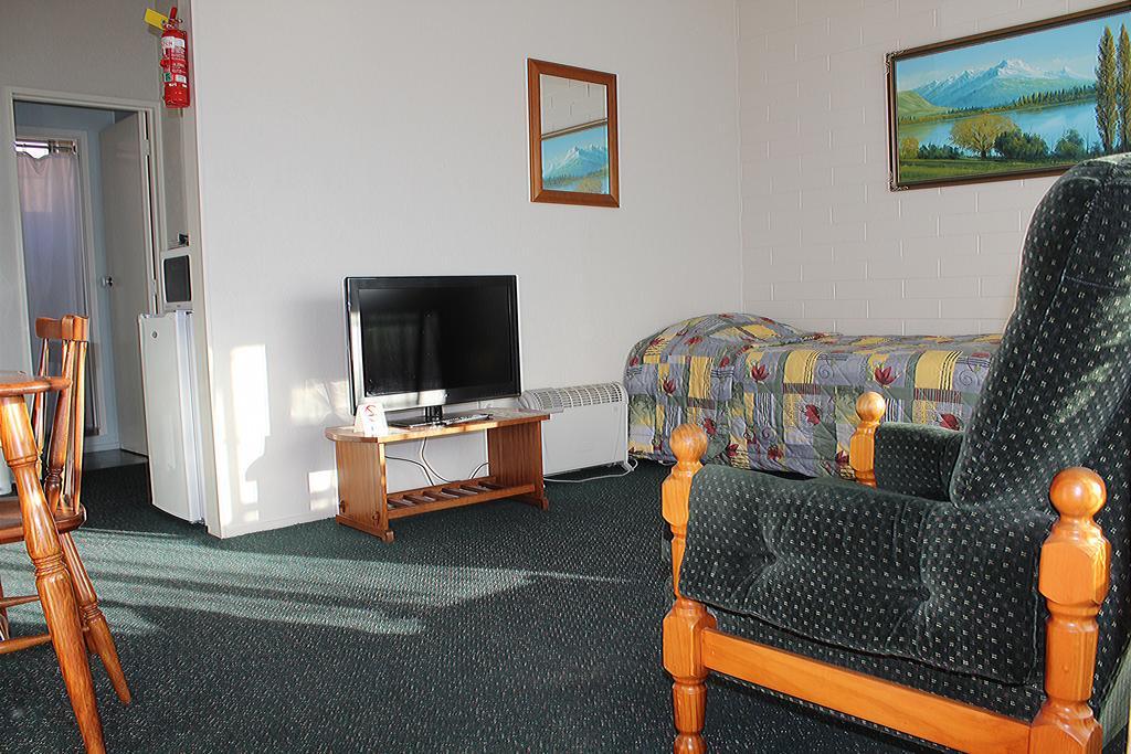 Colonial on Tay Motel