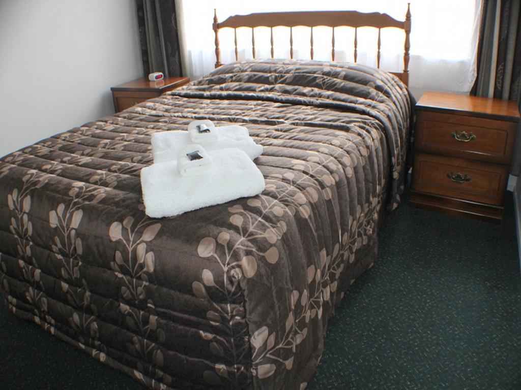 Colonial on Tay Motel