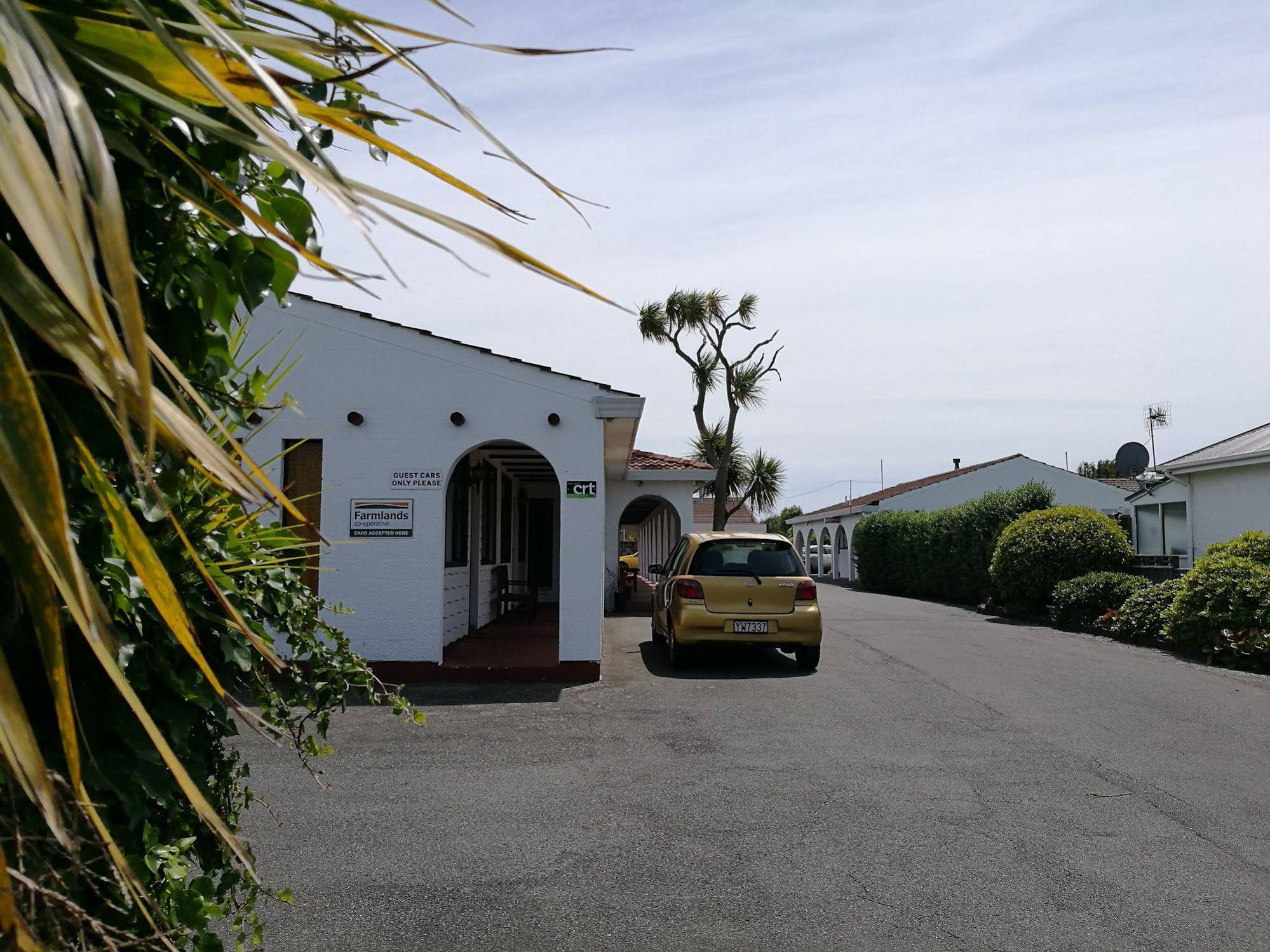 Hacienda Motel