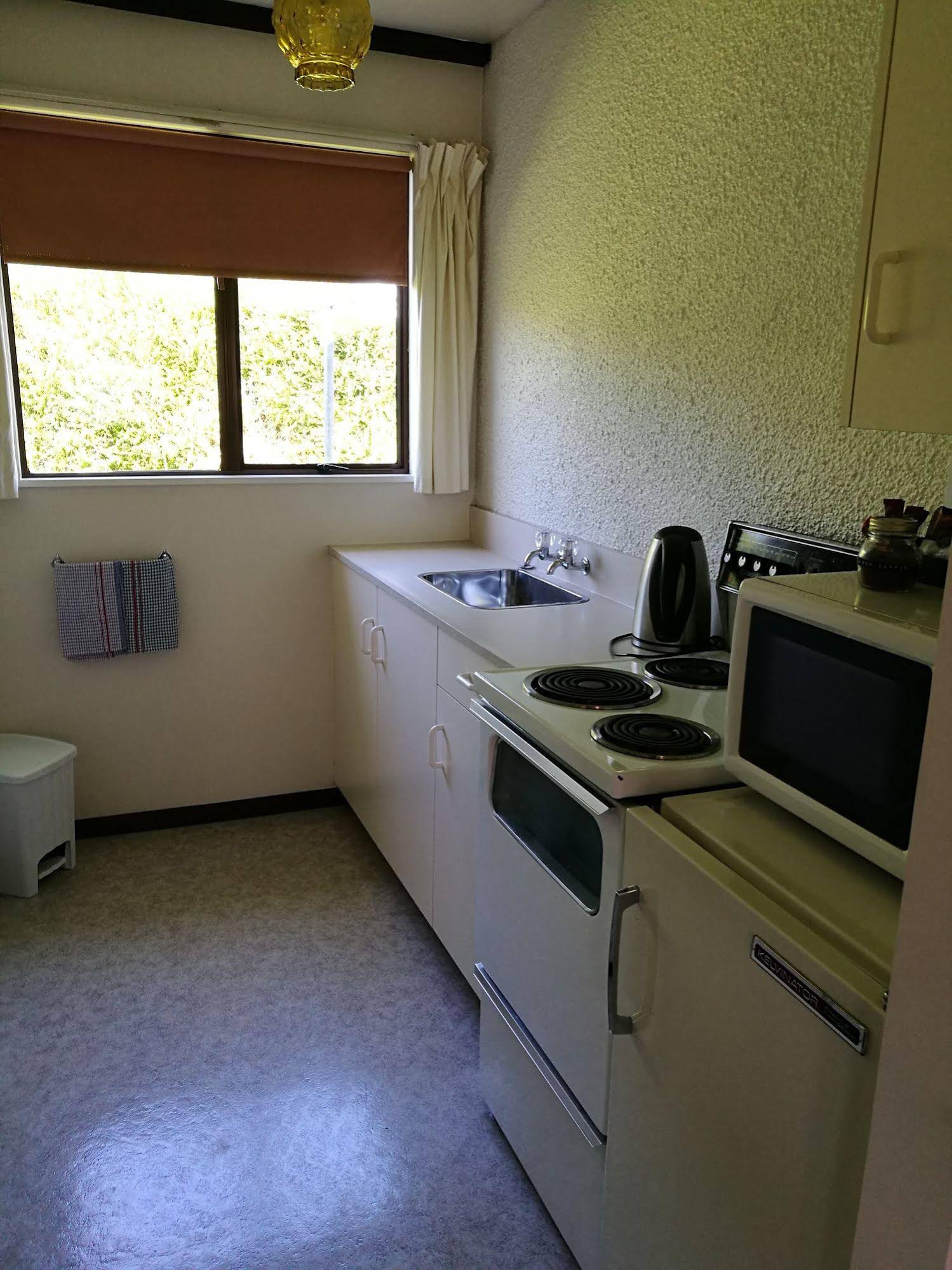 Hacienda Motel
