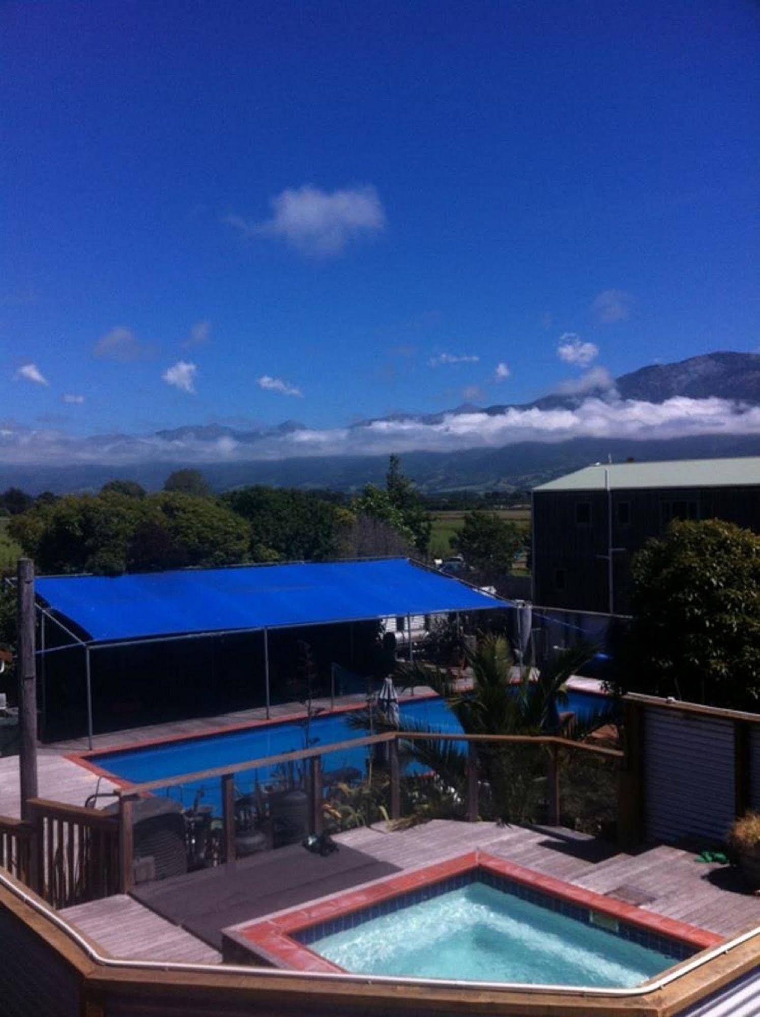 Dusky Lodge & Backpackers