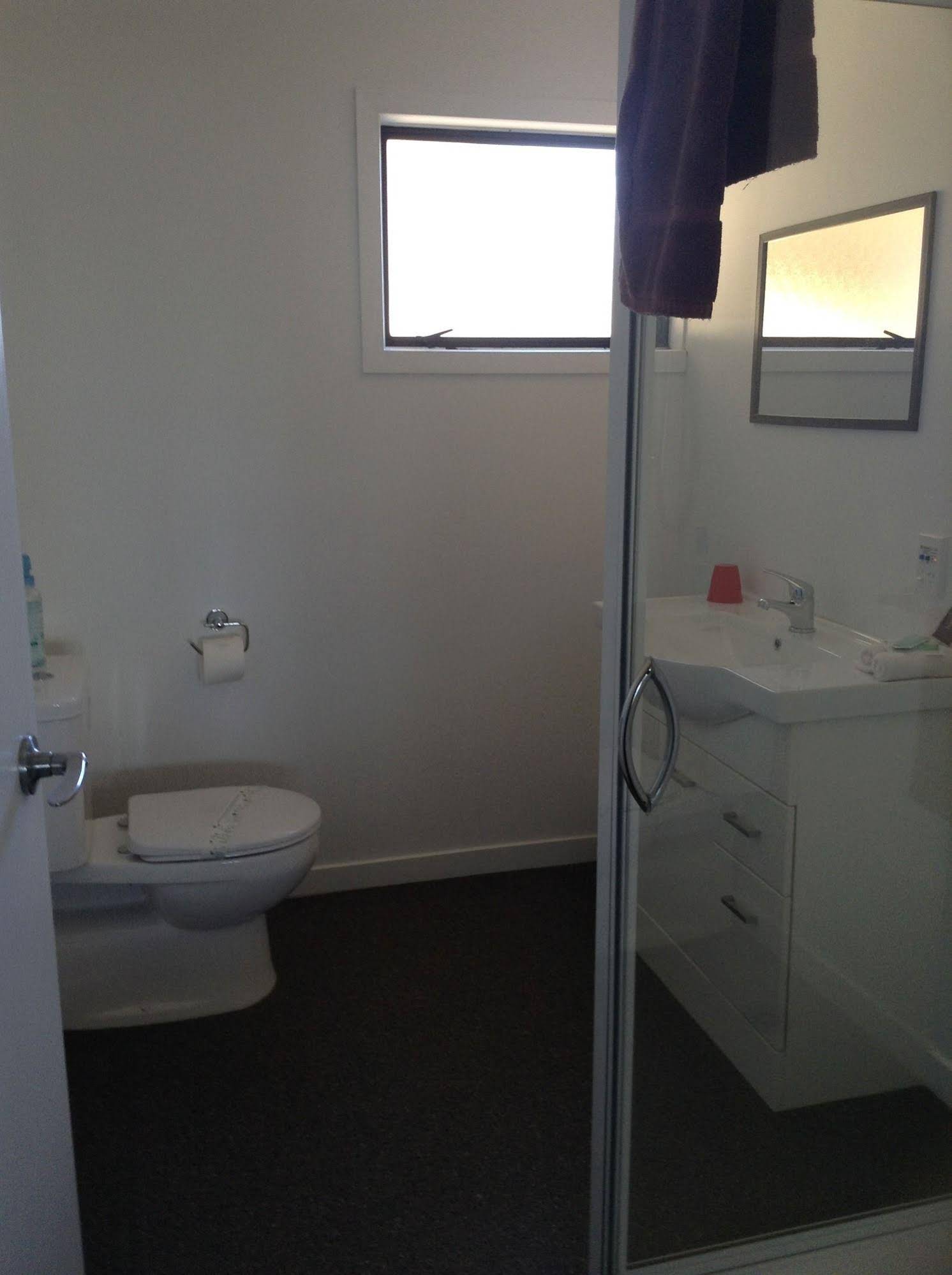 Seaview Motel