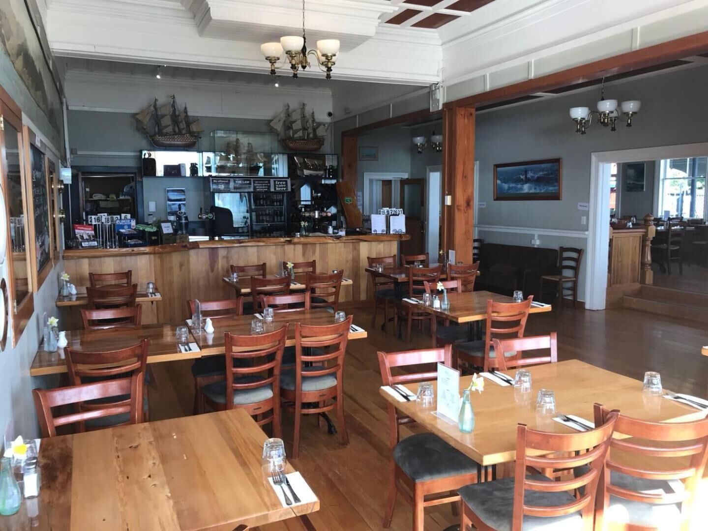 The Pier Hotel and Restaurant