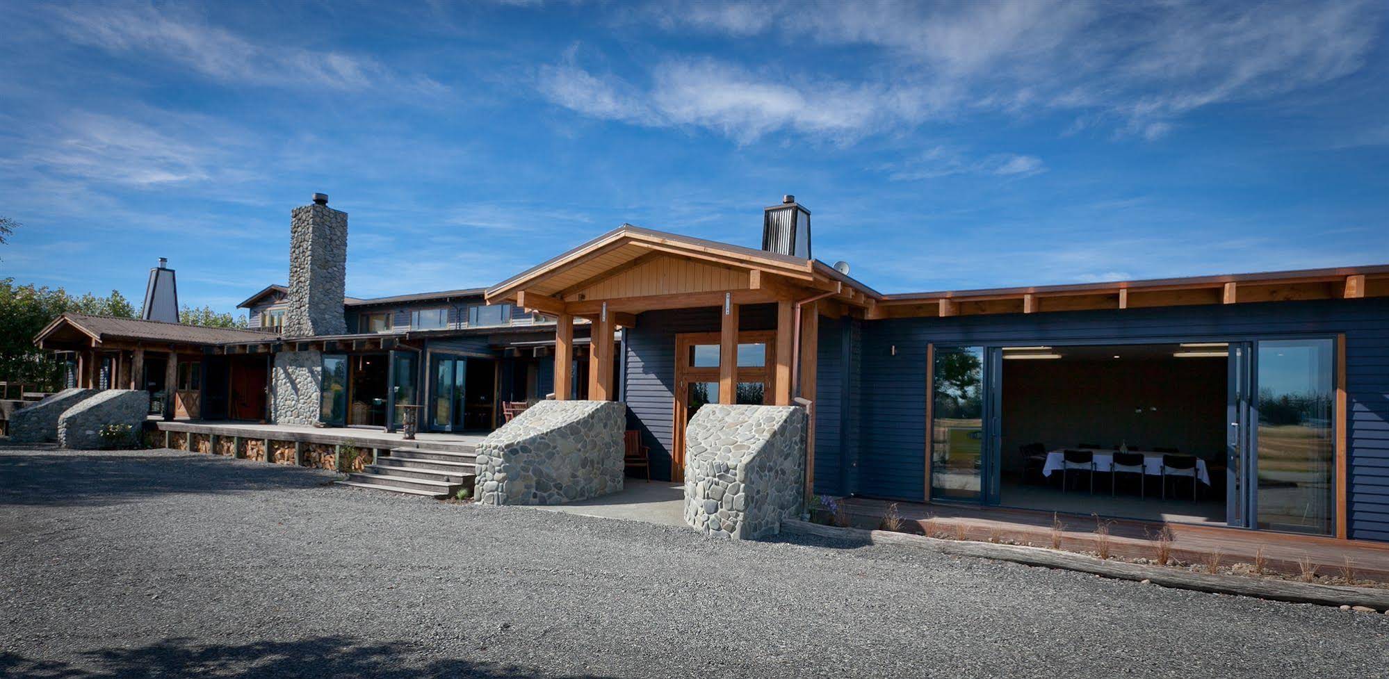Ski Time Restaurant Lodge